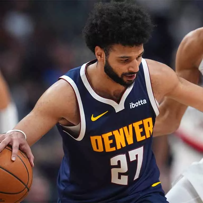 Jamal Murray numero 27 de los Nuggets de Denver
