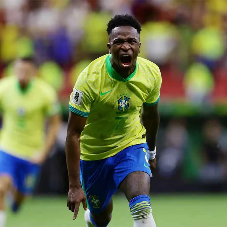 Jugador de la Selección de Brasil celebrando