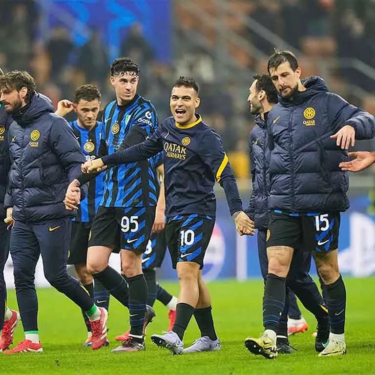 Jugadores del Inter celebrando clasificación